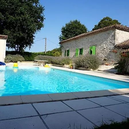 Domaine De Merugat D'hotes Bed & Breakfast Valeilles
